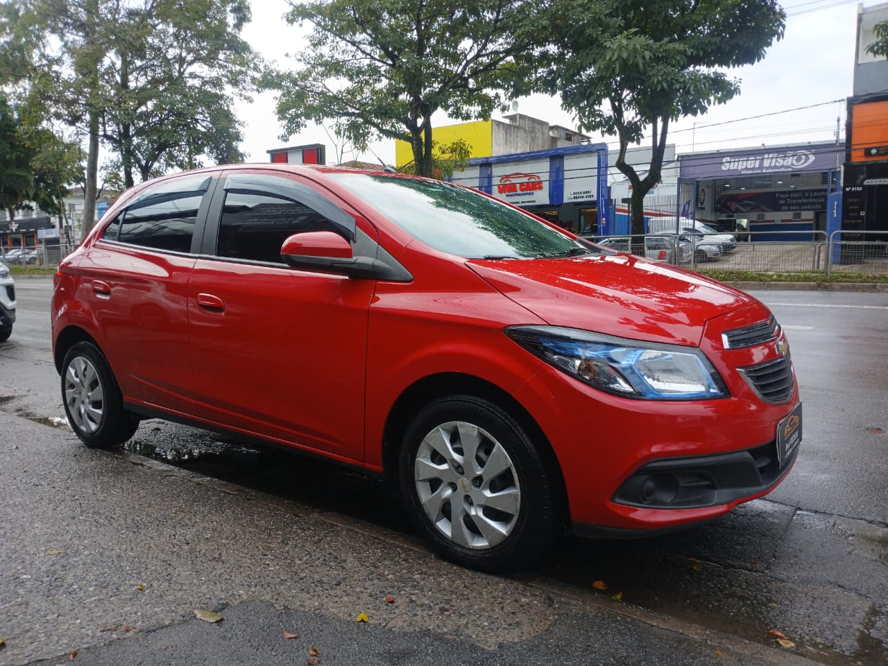 Chevrolet Onix Hatch LT 1.4 8V Flex Power 2015 — foto 2