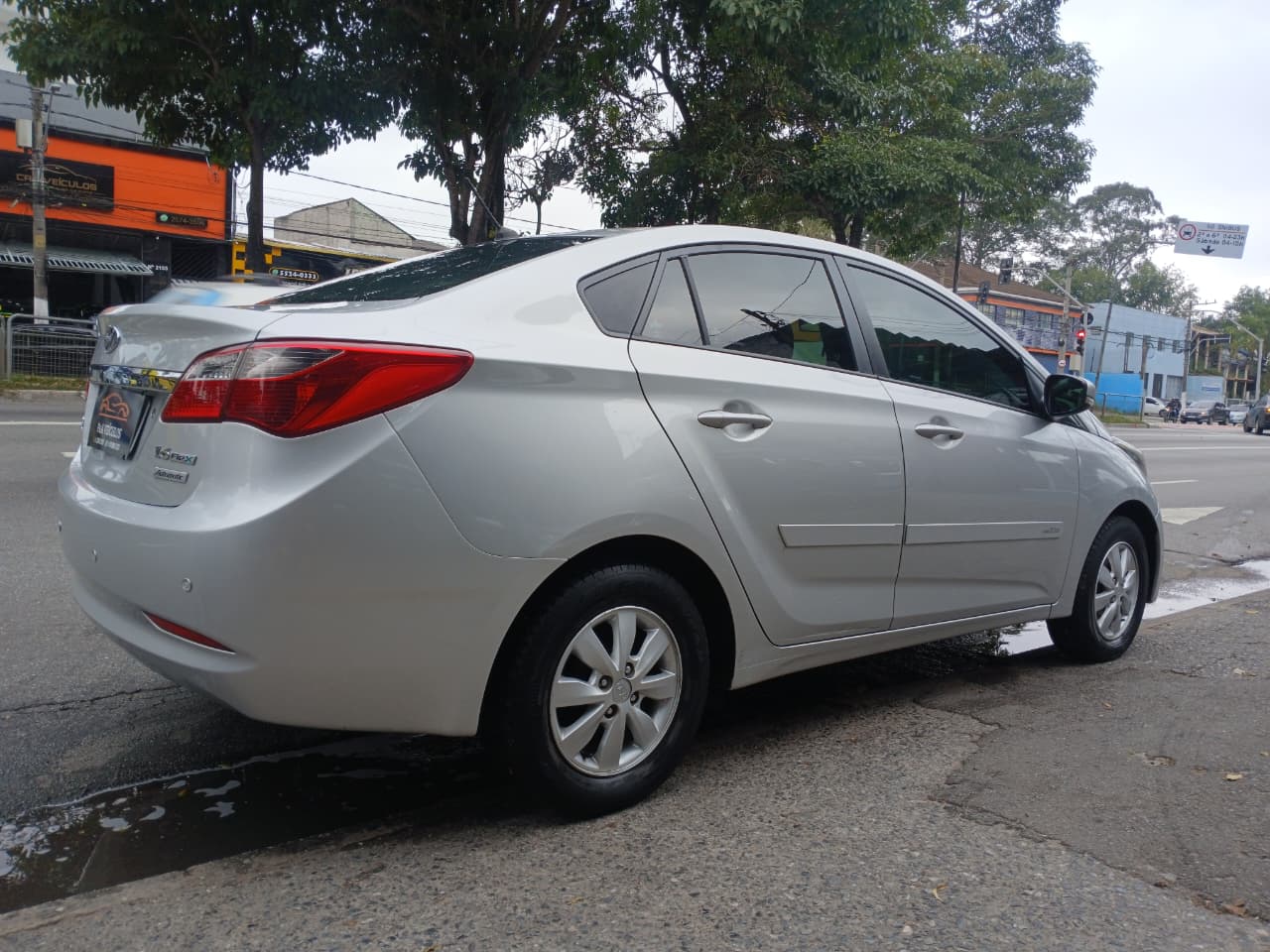 Hyundai HB20S Copa do Mundo 1.6 Flex 16V Aut. 2015 — foto 5