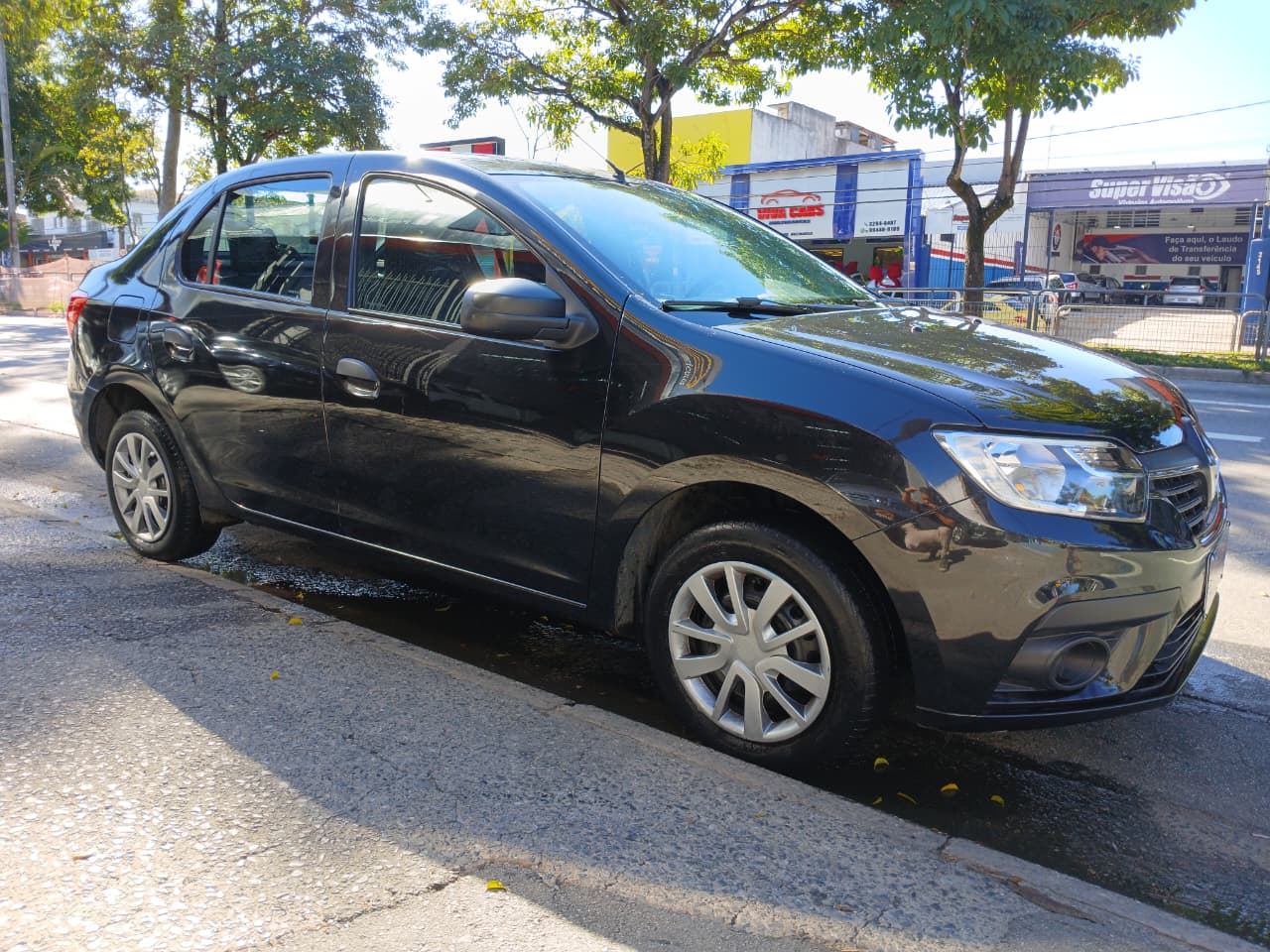 Renault Logan Life 1.0 12V 2022 — foto 2