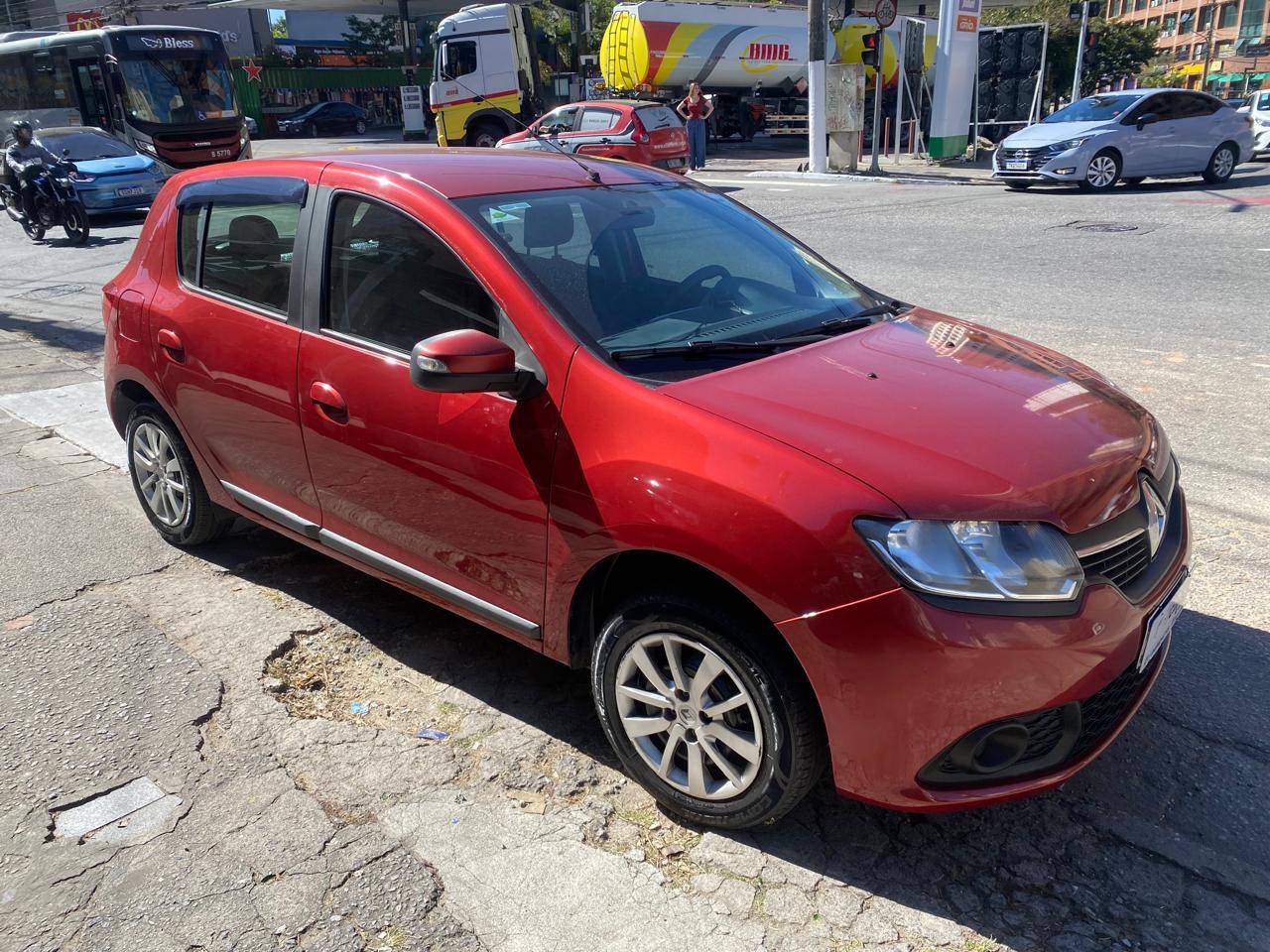 Renault Sandero Expression 1.6 2018 — foto 2