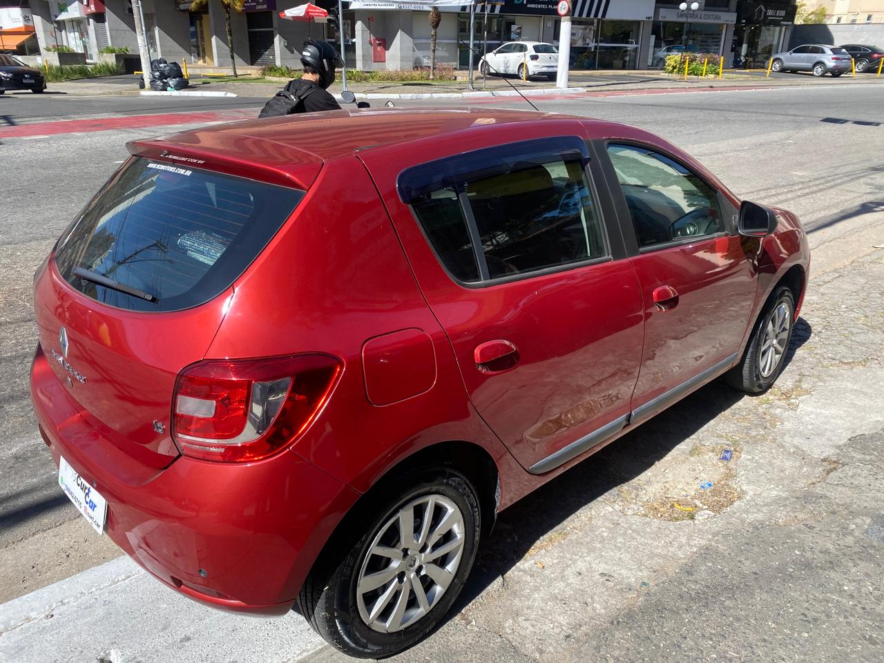 Renault Sandero Expression 1.6 2018 — foto 4