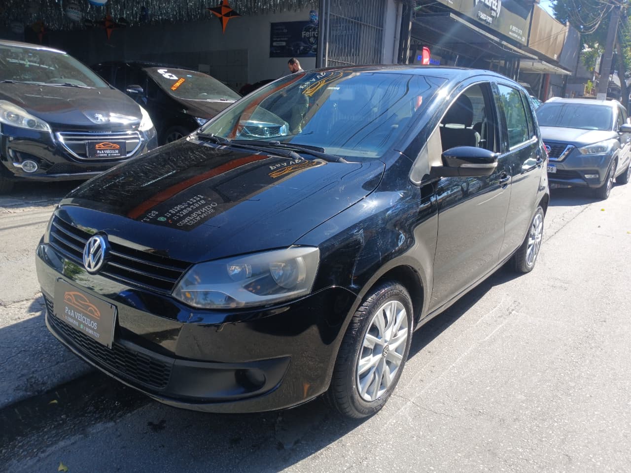 Volkswagen Fox 1.0 Mi Total Flex 8V 5p 2013 — foto 1